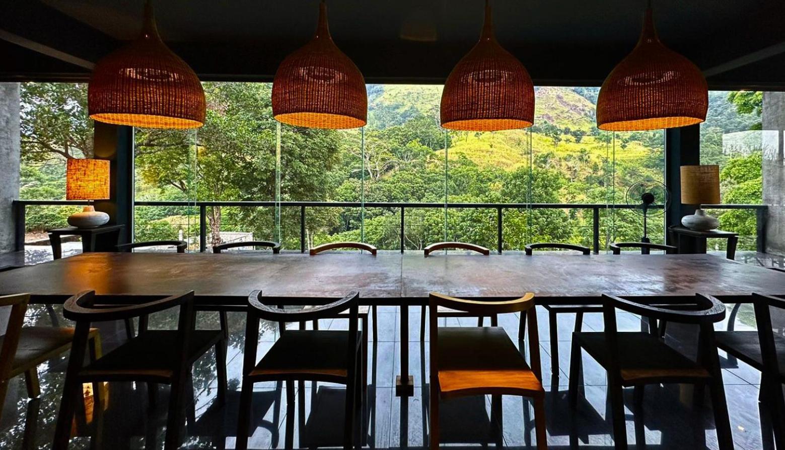 Romance Valley Lodge